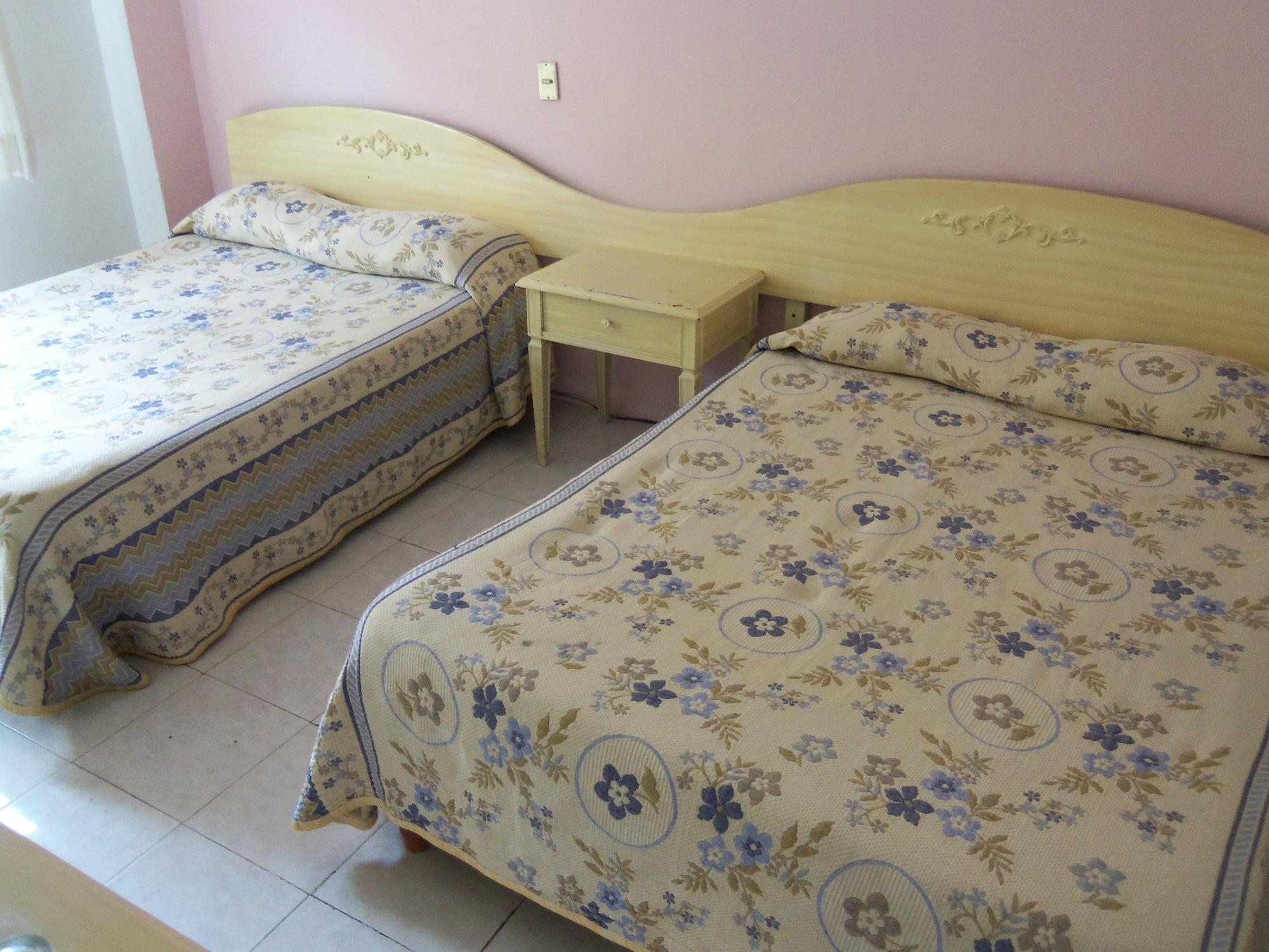 Hotel San Carlos Irapuato Buitenkant foto