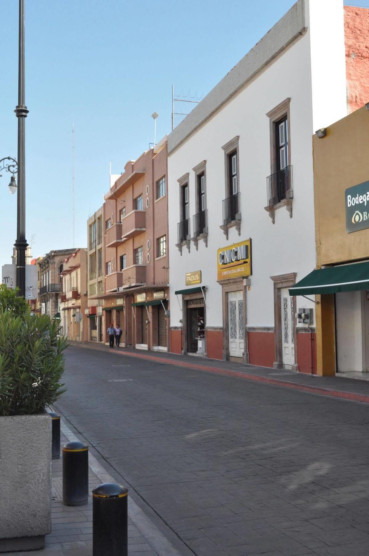 Hotel San Carlos Irapuato Buitenkant foto