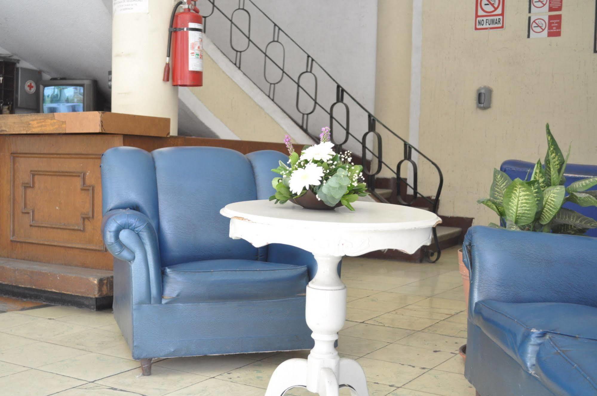 Hotel San Carlos Irapuato Buitenkant foto